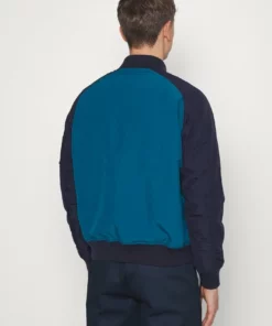 Lacoste Blouson Bomber - Black/dark Blue 8 Lacoste Blouson Bomber - Black/dark Blue -Lacoste Soldes Magasin c50c2da5f09040028bbff8a220ba3715