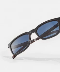 Lacoste Lunettes De Soleil - Black 9 Lacoste Lunettes De Soleil - Black -Lacoste Soldes Magasin c777ec0fdbc54e76b319440a6eece63d