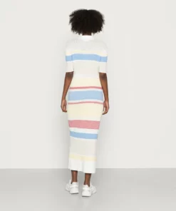 Lacoste Robe Pull - Flour/multicolored -Lacoste Soldes Magasin cf0d1167eff444398fcd16a57e34d0f0