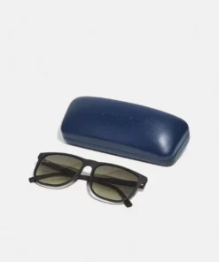 Lacoste UNISEX - Lunettes De Soleil - Matte Black -Lacoste Soldes Magasin cf231117fe4145cf9d0f59c75ed3f4d4