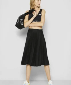 Lacoste EXCLUSIVE - Débardeur - Black -Lacoste Soldes Magasin d830d55583224c9e8bbf3680dfb90d01