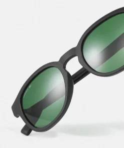 Lacoste UNISEX - Lunettes De Soleil - Matte Black -Lacoste Soldes Magasin d9be88381ebe4851a785438d56fbf858