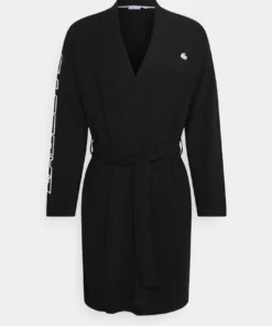 Lacoste EXCLUSIVE - Peignoir - Black -Lacoste Soldes Magasin da955b2a9b9a4eceb8ae6348190d57ef