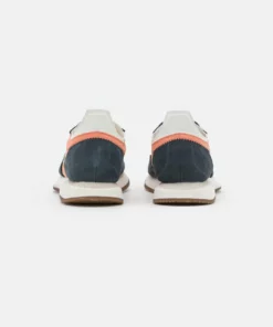 Lacoste MATCH BREAK - Baskets Basses - Pink/offwhite 9 Lacoste MATCH BREAK - Baskets Basses - Pink/offwhite -Lacoste Soldes Magasin e572692d07104fd6949de6ab09bb179d