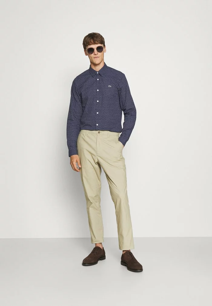 Lacoste Chemise - Bleu Marine / Blanc 2 Lacoste Chemise - Bleu Marine / Blanc – Image 2