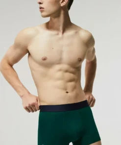 Lacoste Shorty - Bleu Marine / Vert -Lacoste Soldes Magasin e827e4259d304f96908c5e26245dce9e