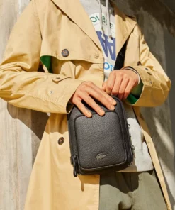 Lacoste SOFT MATE - Sac Bandoulière - Black -Lacoste Soldes Magasin e96316ed2d53468cbbbd5a1de81a55a0