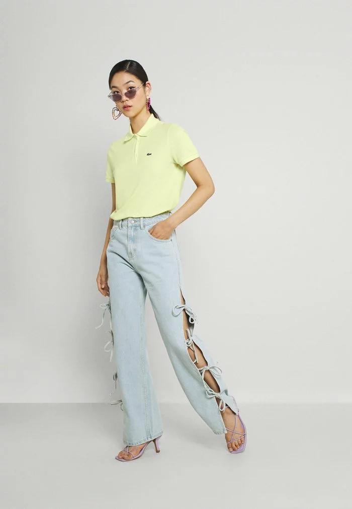 Lacoste Polo - Lumineux 2 Lacoste Polo - Lumineux – Image 2