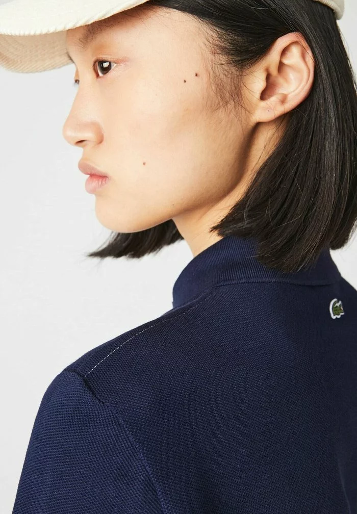 Lacoste Polo - Bleu Marine / Blanc 2 Lacoste Polo - Bleu Marine / Blanc – Image 2