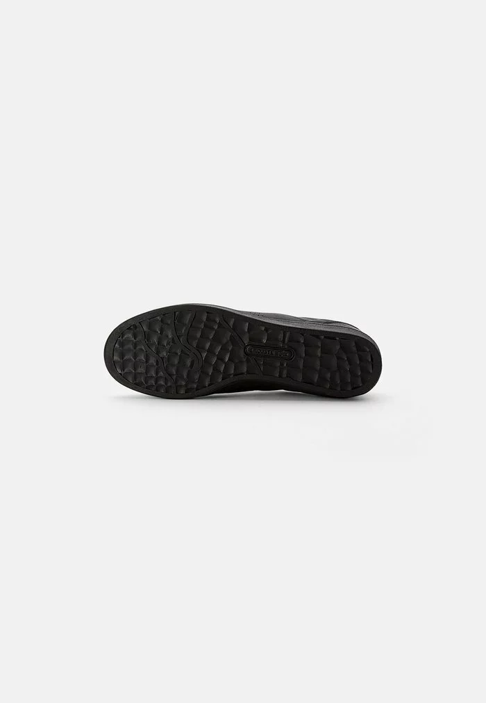 Lacoste MASTERS CLASSIC - Baskets Basses - Blk/blk 5 Lacoste MASTERS CLASSIC - Baskets Basses - Blk/blk – Image 5